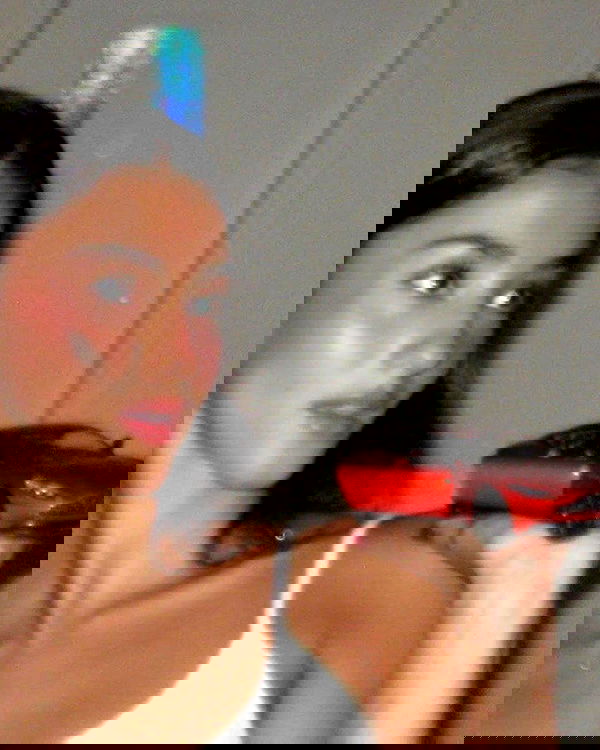 efrat_elmalich image ~ Altpins