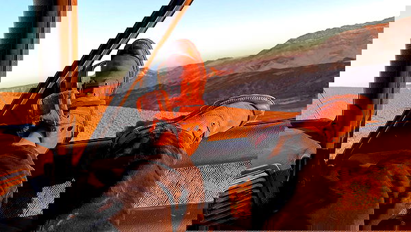 efrat_elmalich image ~ Altpins