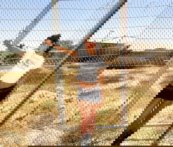 efrat_elmalich image ~ Altpins