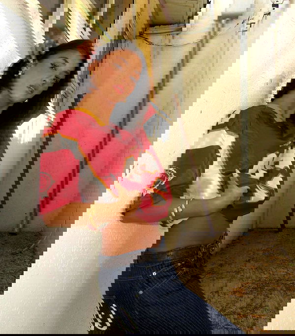 efrat_elmalich image ~ Altpins