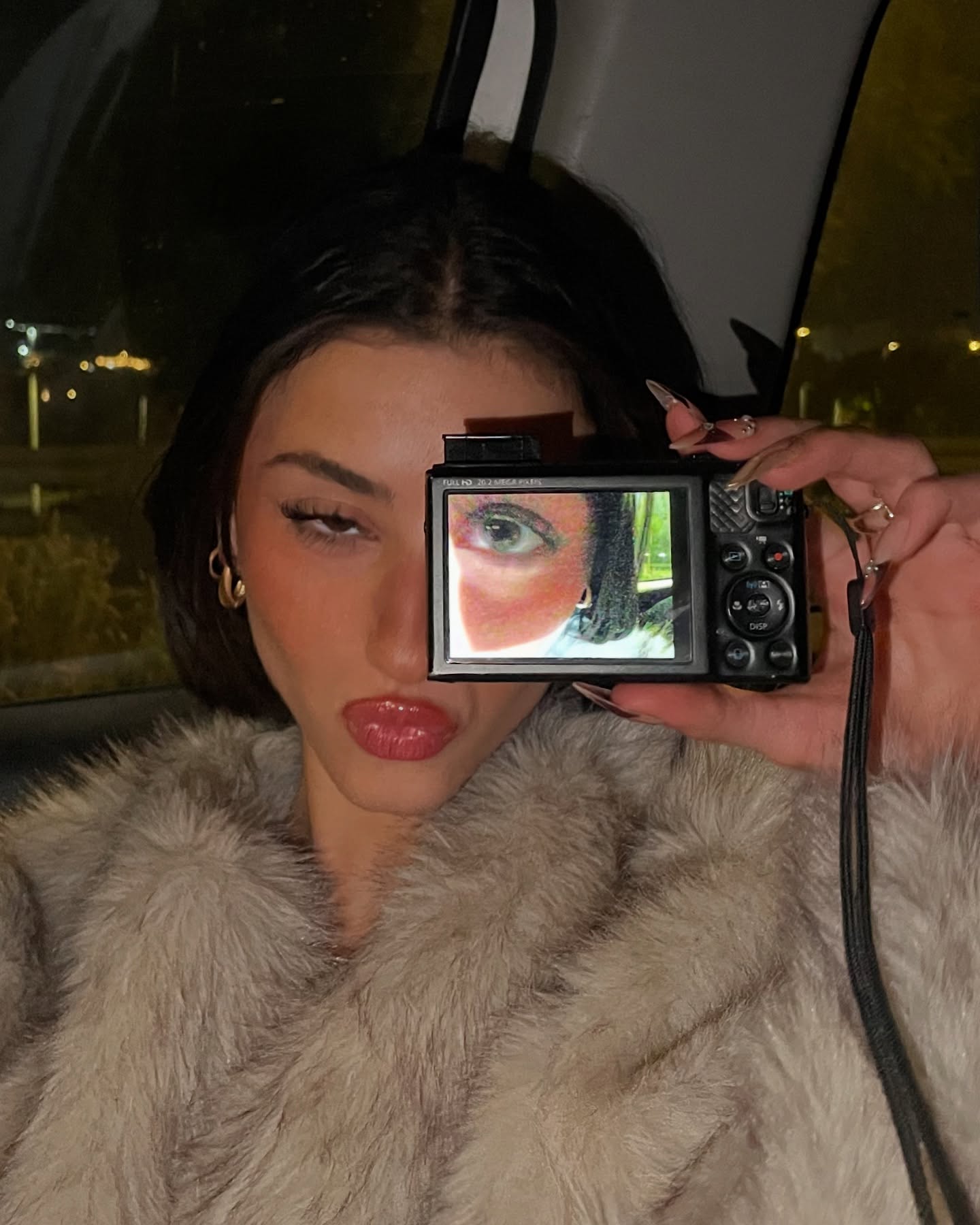 efrat_elmalich instagram image archive image