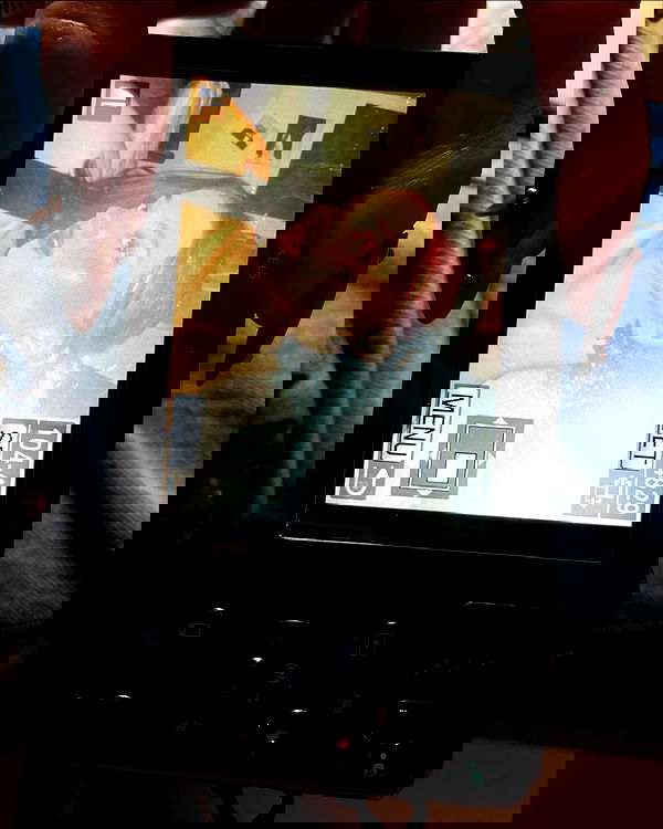 efrat_elmalich image ~ Altpins