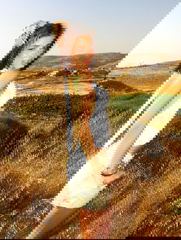 efrat_elmalich image ~ Altpins