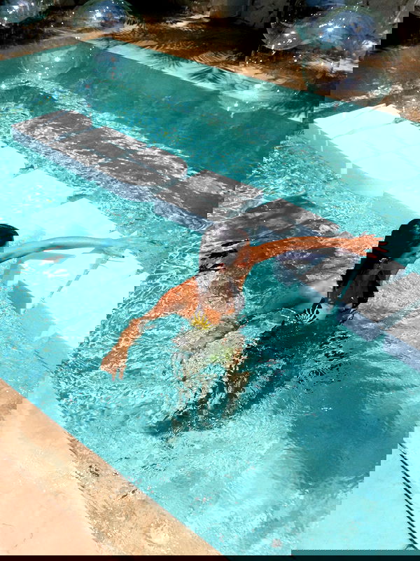 efrat_elmalich image ~ Altpins