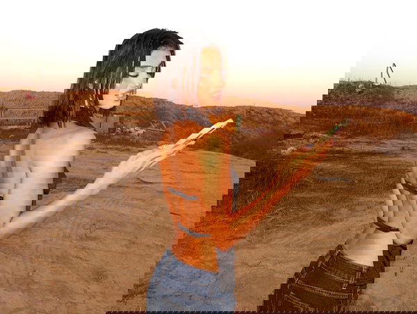 efrat_elmalich image ~ Altpins