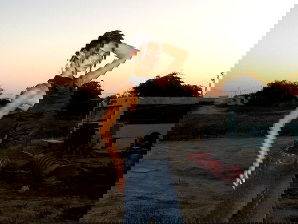 efrat_elmalich image ~ Altpins