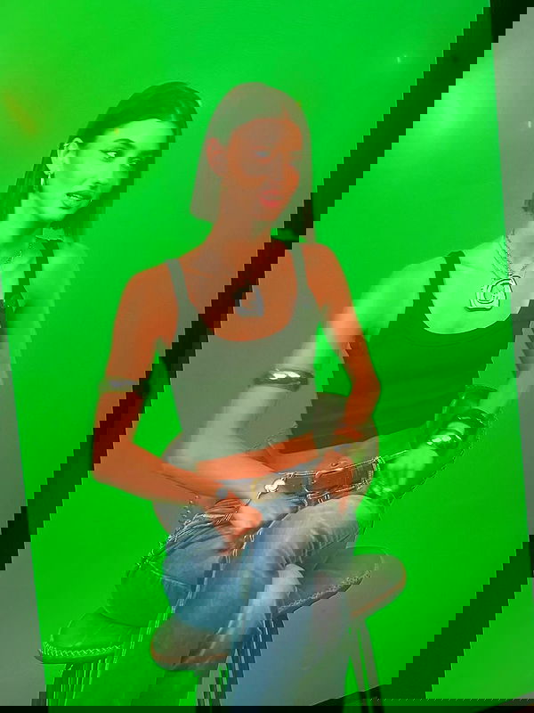 efrat_elmalich image ~ Altpins