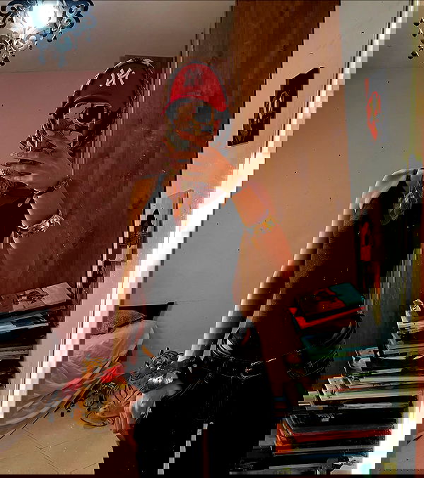 efrat_elmalich image ~ Altpins