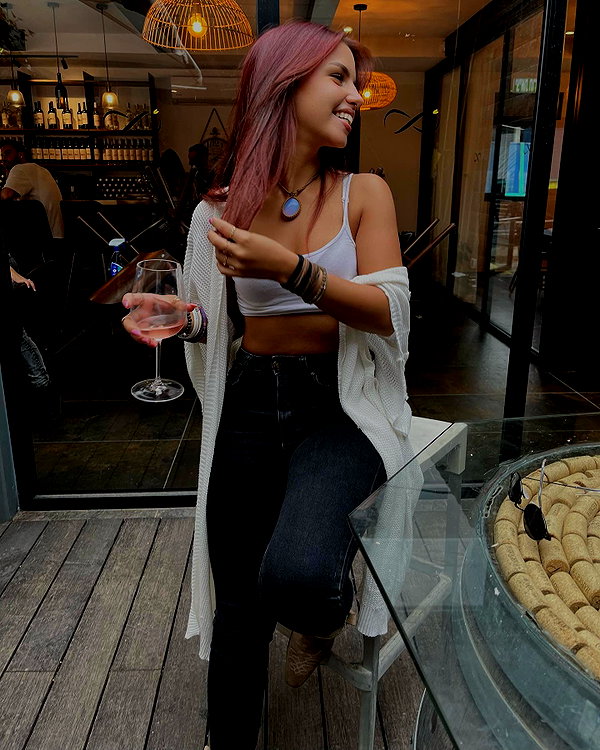 ela.quiceno instagram image archive image
