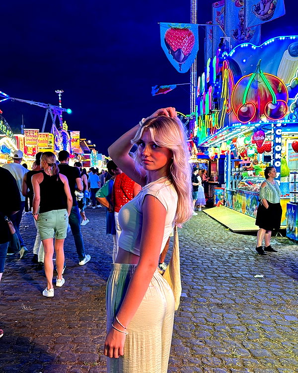 elena.zbt instagram image archive image