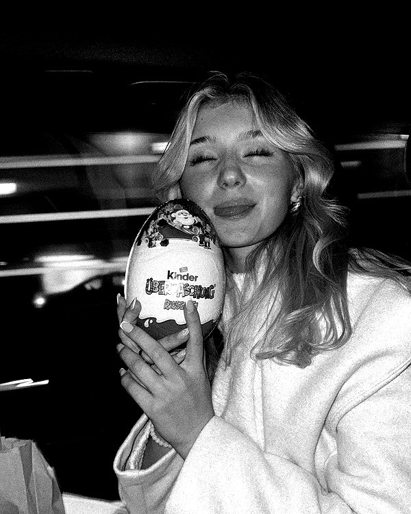 elena.zbt instagram image archive image