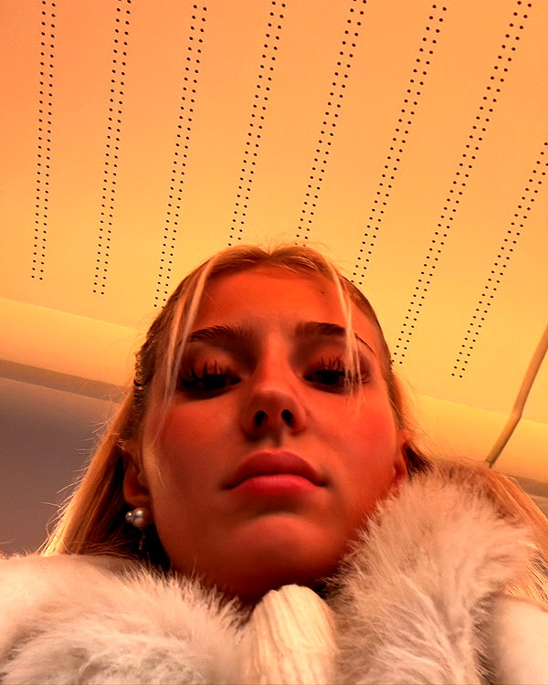 elena.zbt instagram image archive image