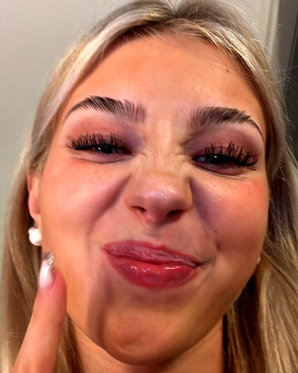 elena.zbt instagram image archive image