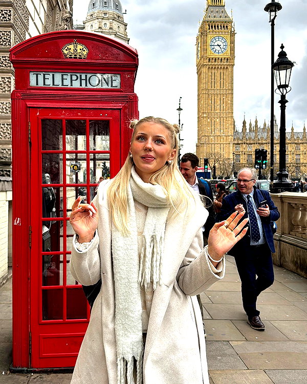 elena.zbt instagram image archive image