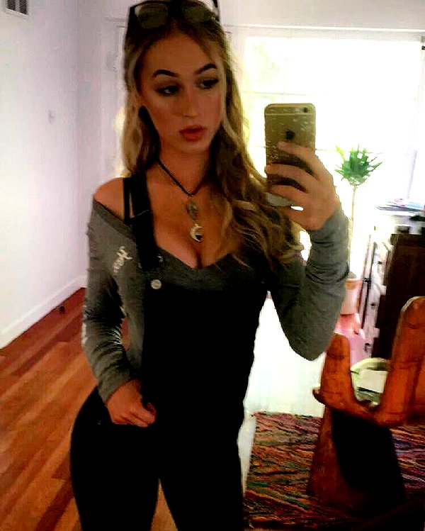 elena_blur instagram image archive image