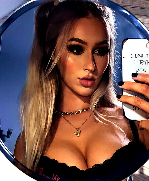 elena_blur instagram image archive image