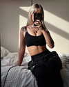 elena_blur Altpins Profile Picture