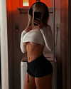 elena_blur Altpins Profile Picture
