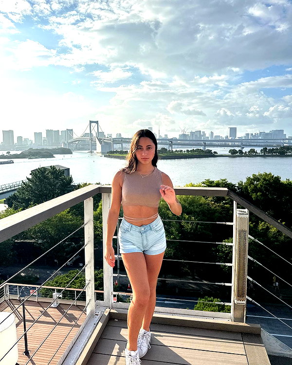 eli_natan_ instagram image archive image