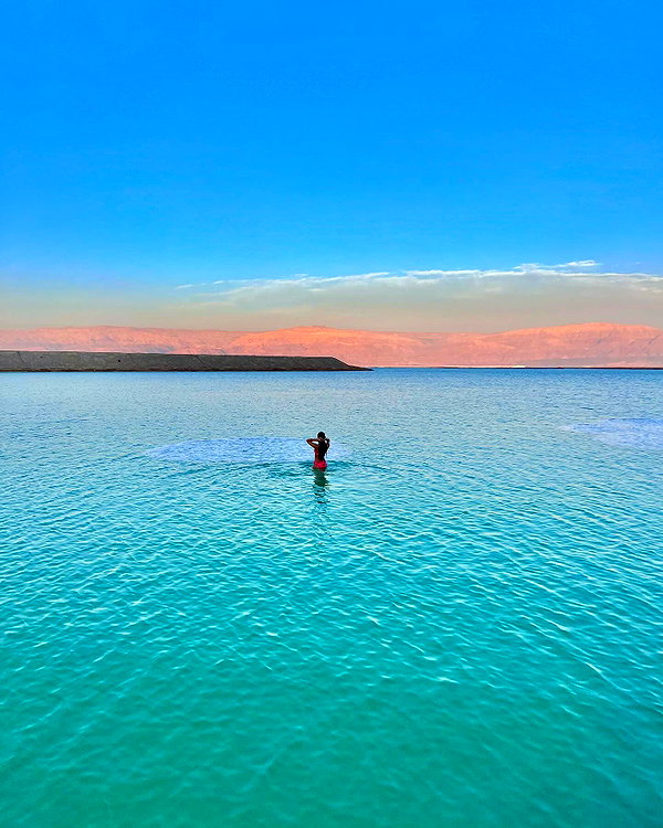 eli_natan_ instagram image archive image