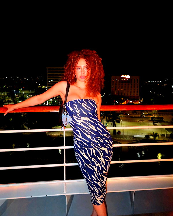 eliana.kalogeras instagram image archive image