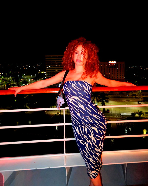 eliana.kalogeras instagram image archive image