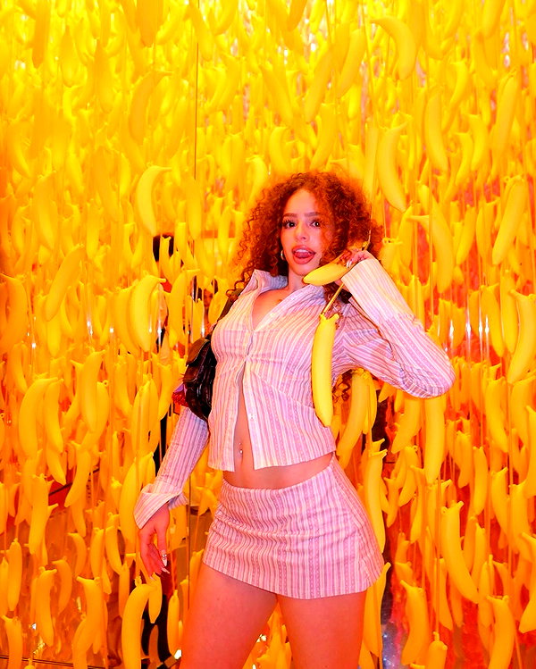 eliana.kalogeras instagram image archive image