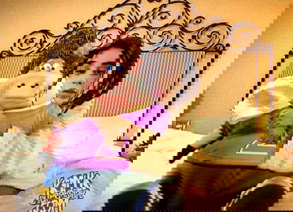 elianachetrit image ~ Altpins