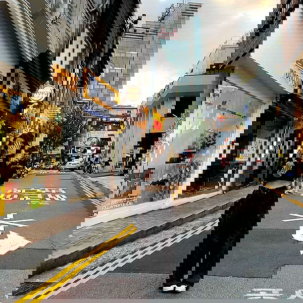 eliya.ho eliya.ho archive image