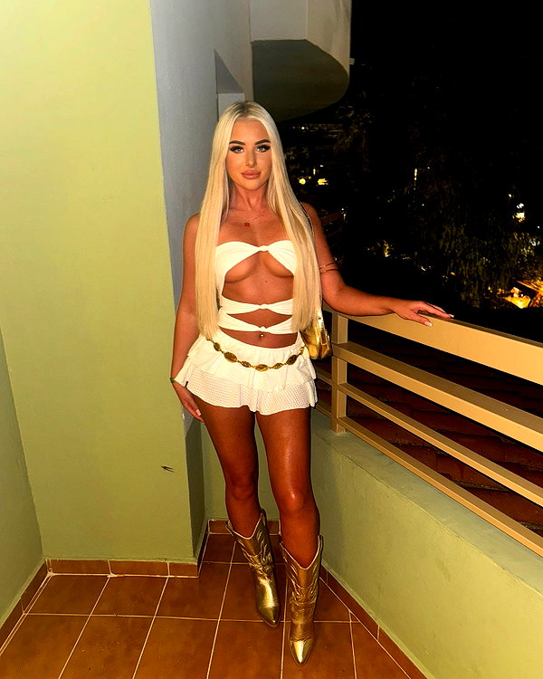 ellauk instagram image archive image