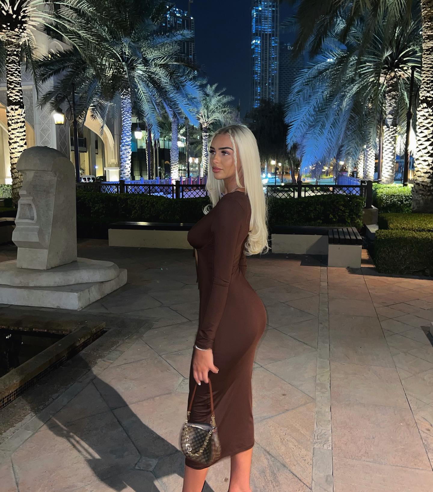 ellie.coldwell instagram image archive image