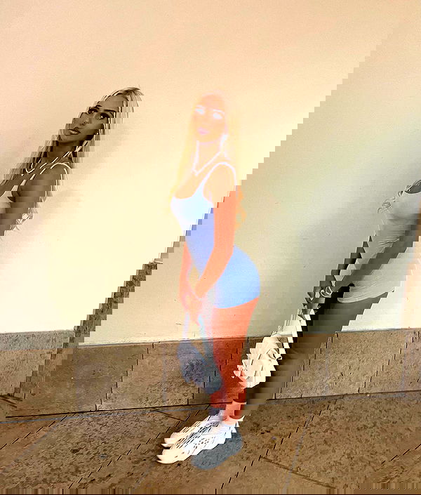 ellie.coldwell image ~ Altpins