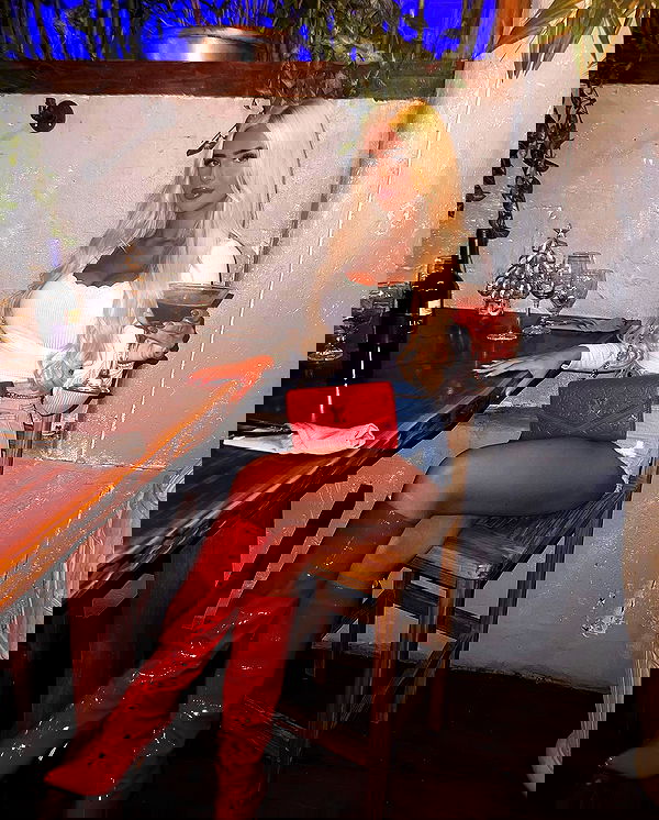 ellie.coldwell image ~ Altpins