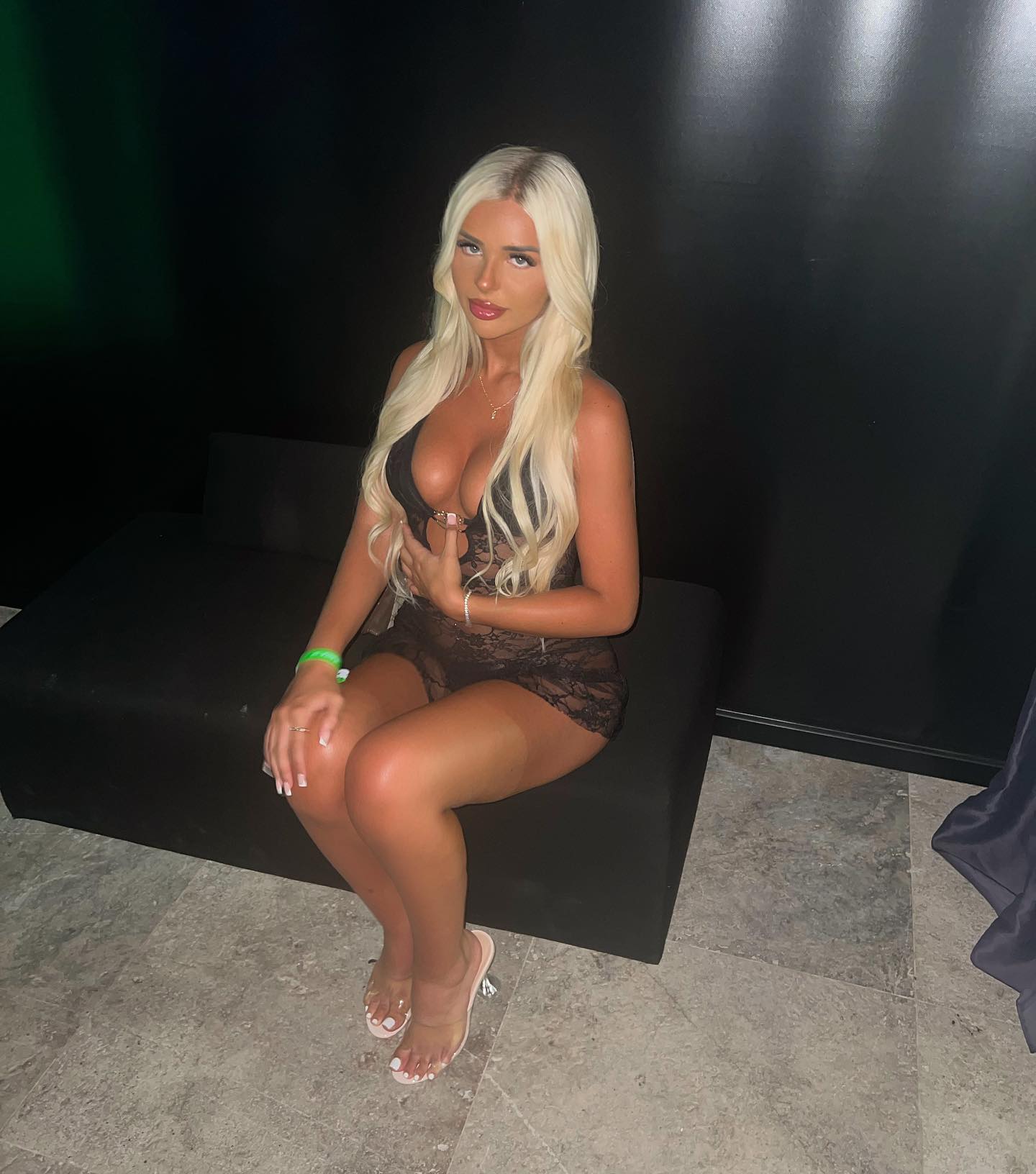 ellie.coldwell instagram image archive image