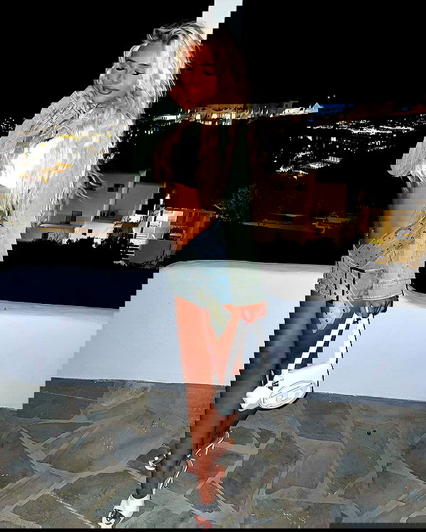 ellie.coldwell image ~ Altpins