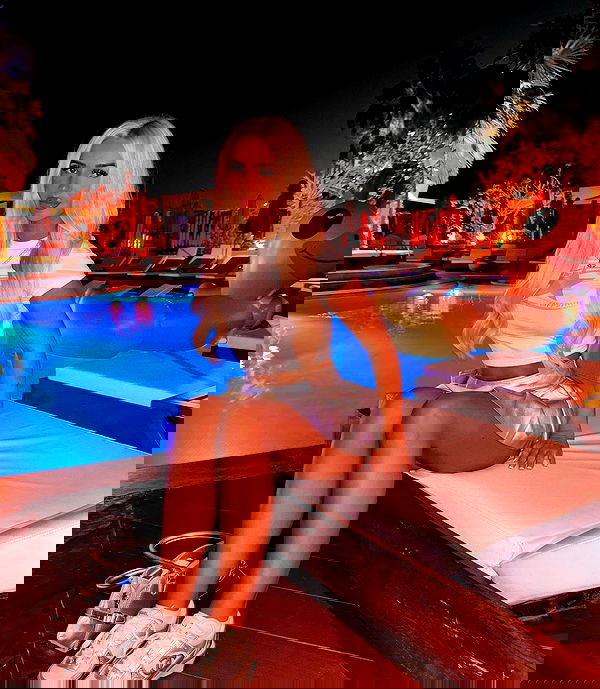 ellie.coldwell image ~ Altpins