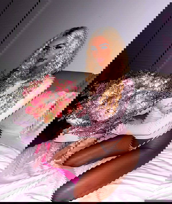 ellie.coldwell image ~ Altpins