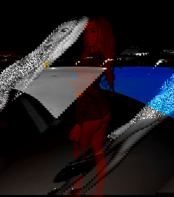 ellie.coldwell image ~ Altpins