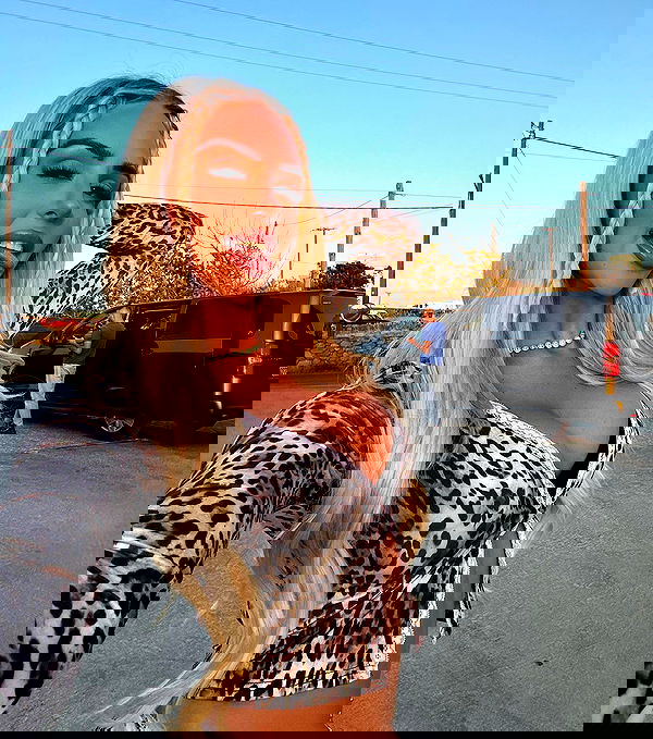 ellie.coldwell image ~ Altpins