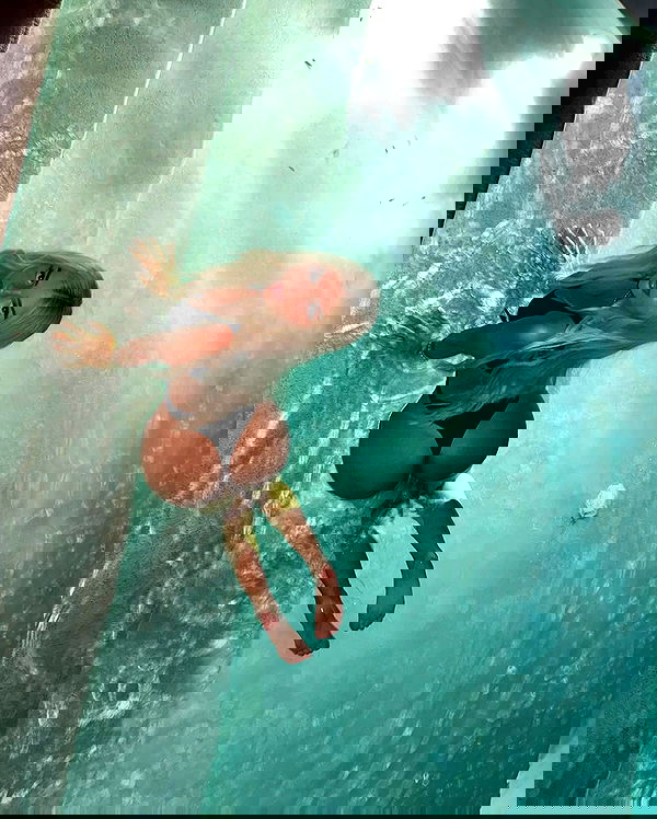 ellie.coldwell image ~ Altpins