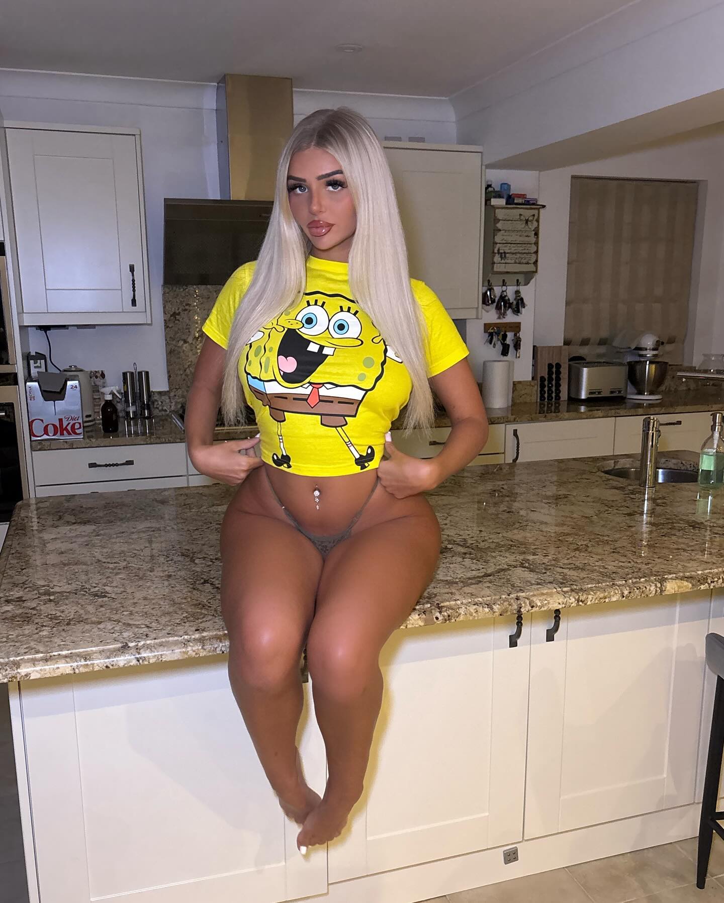 ellie.coldwell instagram image archive image