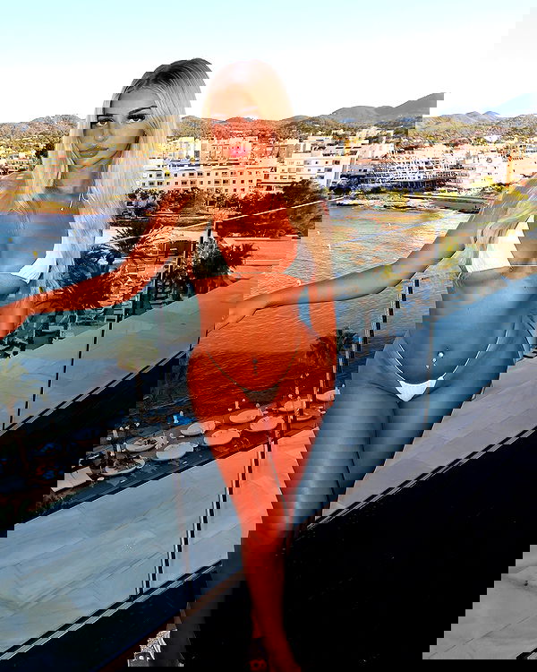 ellie.coldwell image ~ Altpins