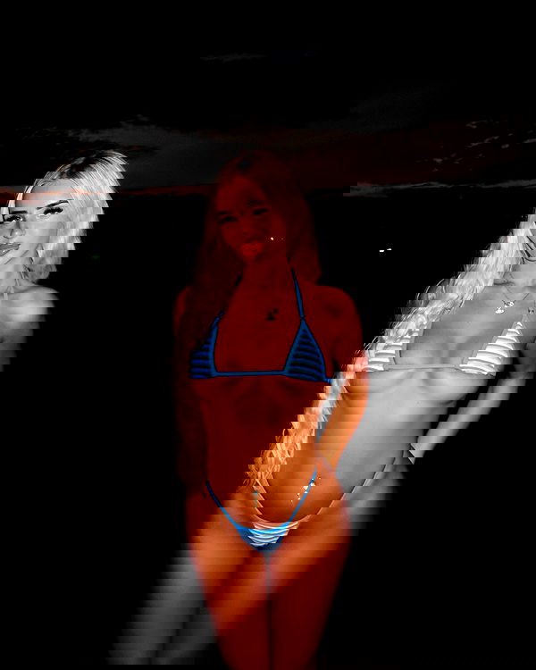 ellie.coldwell image ~ Altpins