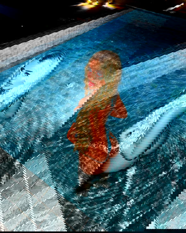 ellie.coldwell image ~ Altpins