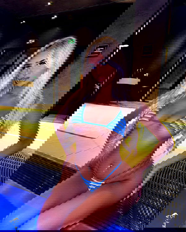 ellie.coldwell image ~ Altpins