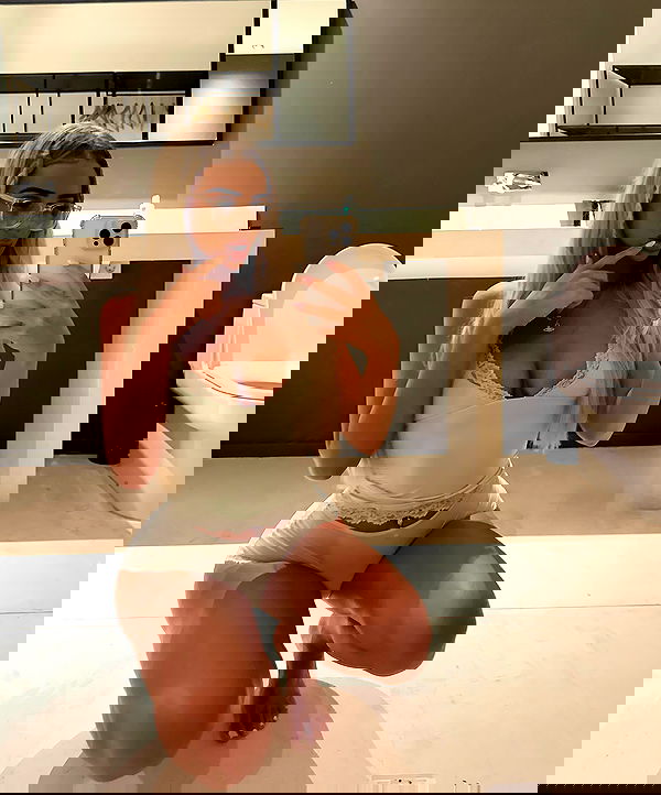 ellie.coldwell image ~ Altpins