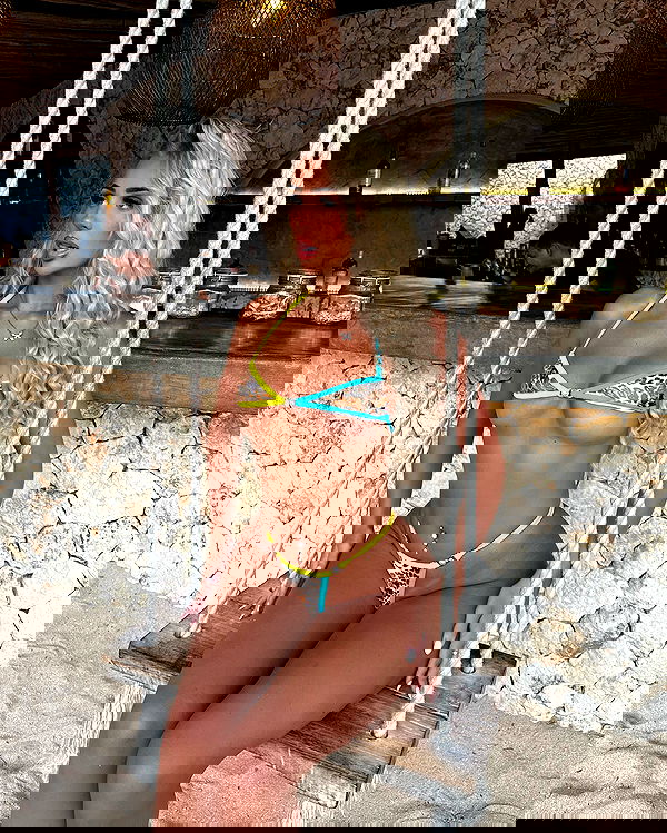 ellie.coldwell image ~ Altpins