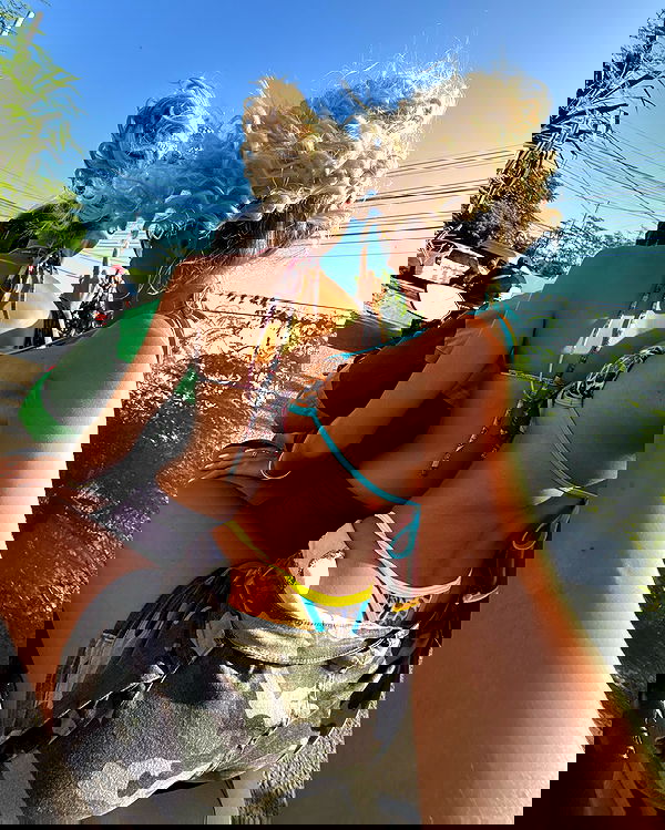 ellie.coldwell image ~ Altpins