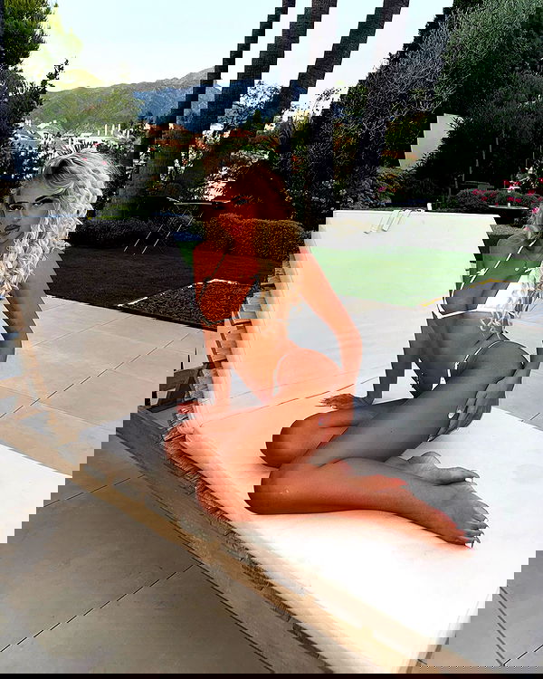 ellie.coldwell image ~ Altpins