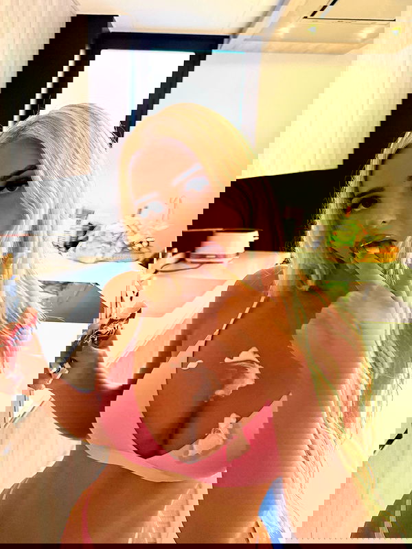 ellie.coldwell image ~ Altpins